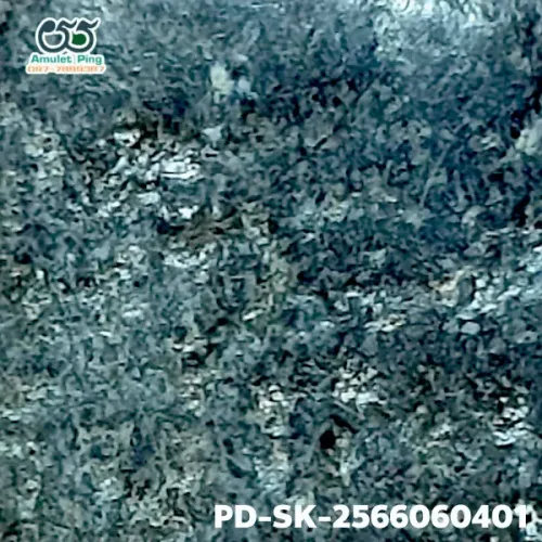 100 倍放大 — 素可泰立泰王佛牌 大模 烧制泥料 甘烹碧出土 甘烹碧府 佛历 1900