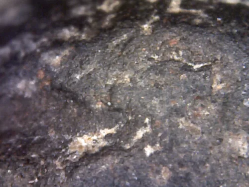 1000 倍放大 — 素可泰立泰王佛牌 大模 烧制泥料 甘烹碧出土 甘烹碧府 佛历 1900