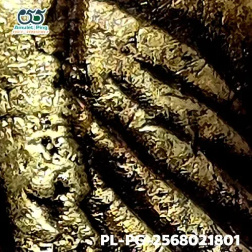 100× magnification — Luang Phor Ngern statuette, Khi Ta 4-Chai, Mixed alloy, Wat