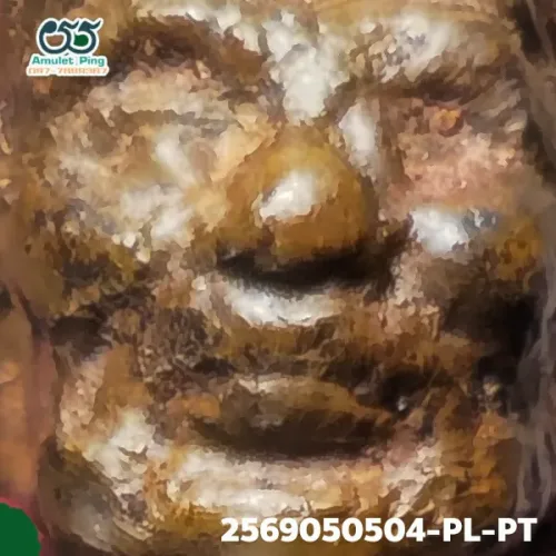 100× magnification — Luang Phor Thuad statuette, Phim Betong, Mixed alloy, Wat