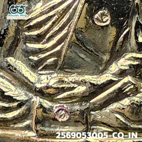 100× magnification — Luang Pu Tim amulet, Phim Charoen Phon Lang (text below)