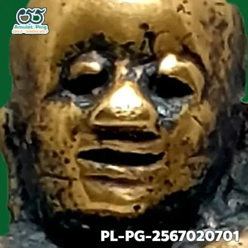 100× magnification — Luang Phor Ngern statuette, Niyom 4-Chai, Mixed alloy, Wat