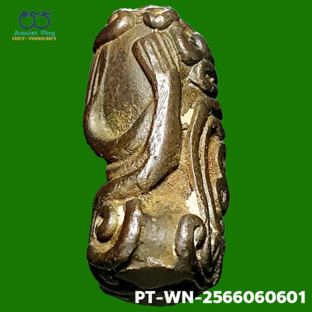 Luang Pu Iam statuette, Yant Yung, Na on the knee, Mixed alloy, Wat Nang, BE 2463 — back, angled right