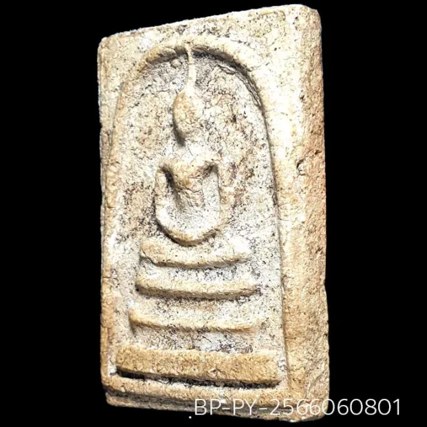 Somdej Toh amulet, Yai (large) Ket Talu Sum (topknot through the arch) patina, Lime-rich powder — front, angled left
