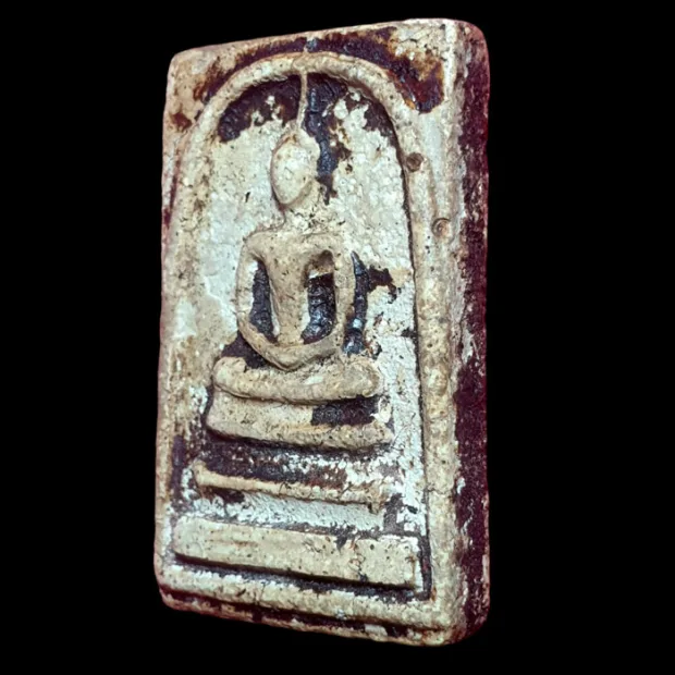 Somdej Toh amulet, Yai (large) Ket Talu Sum (topknot through the arch), Sacred powder (Phong), Wat — front, angled left