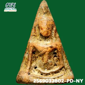 พระนางพญา เข่าโค้ง พิมพ์ใหญ่ เนื้อดินเผา เบญจภาคี กรุวัดนางพญา จังหวัดพิษณุโลก